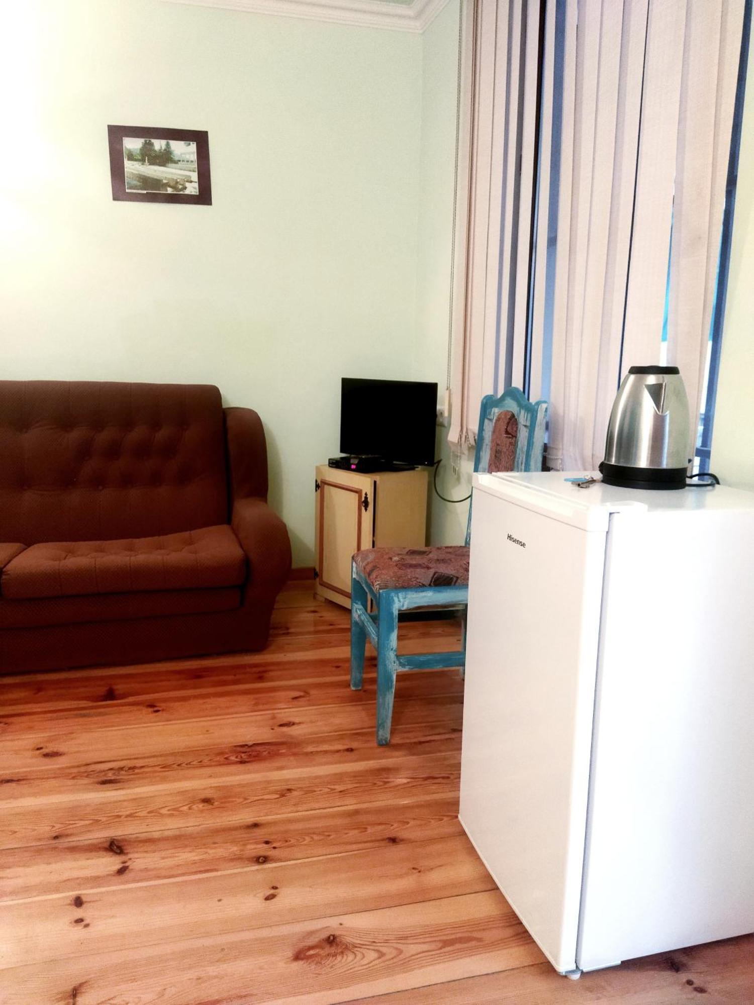 Asine Dilijan Bed & Breakfast Exterior photo